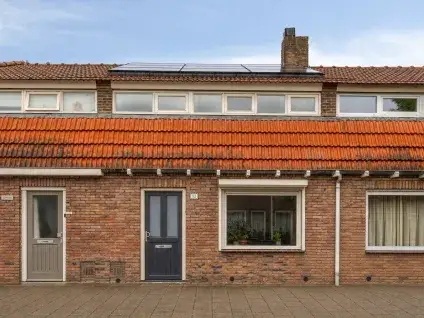 Tussenwoning te koop: Korhoenstraat 73, Vogeltjesbuurt West Tilburg