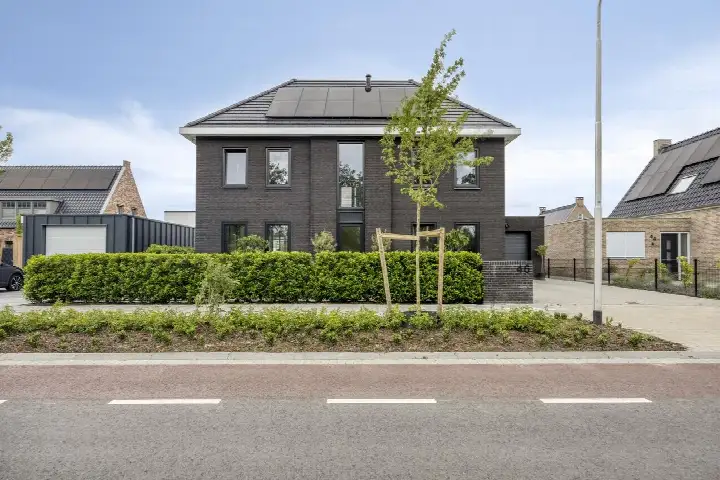 Vrijstaande woning te koop: Korstiaen Bestebroerlaan 46, Verspreide huizen Tholen Tholen