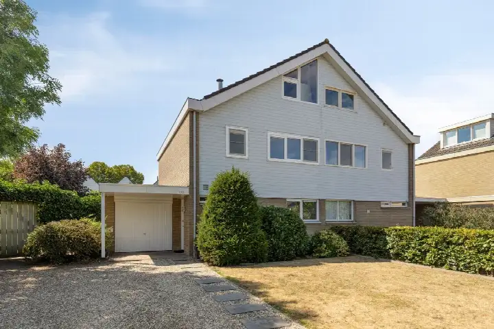 Hoekwoning te koop: Korte Akker 132, Klein Middelveld Druten