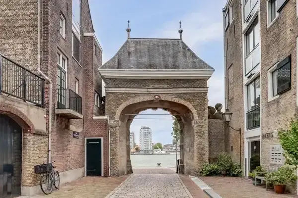 Apartment for sale: Korte Engelenburgerkade 4B, Nieuwe Haven en omgeving Dordrecht