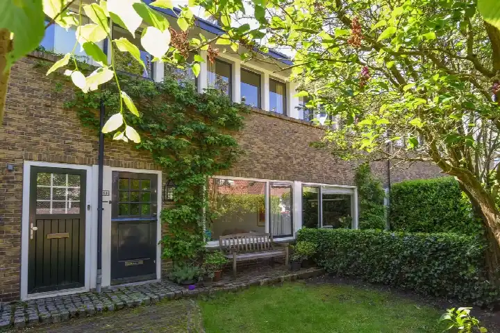 Terraced house for sale: Korte Godelindestraat 63, Godelindebuurt Bussum