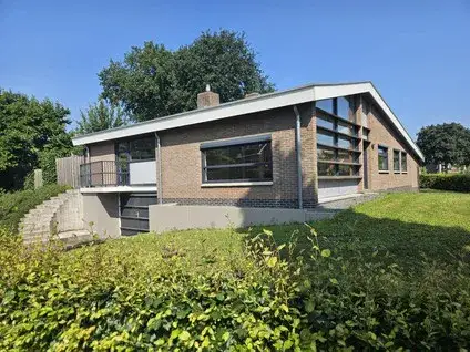 Detached house for rent: Korte Kerkweg 10, Rouveen kern Rouveen
