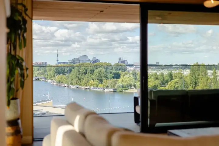 Appartement te koop: Korte Ouderkerkerdijk 1K1, Amstelkwartier-Noord Amsterdam