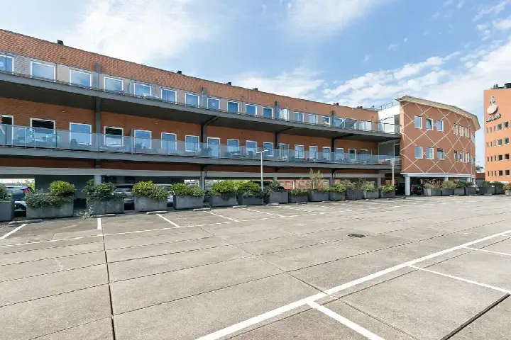 Apartment for sale: Korte Parallelweg 33, Achterhakkers en omgeving Dordrecht