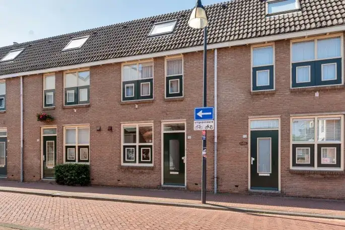 Terraced house for sale: Kortedijk 94, Hofbuurt Vlaardingen