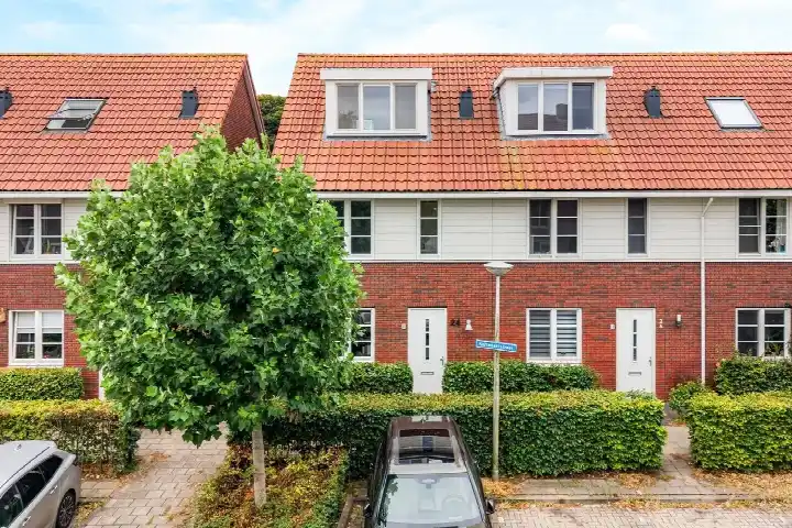 Hoekwoning te koop: Kortenaerstraat 24, Kruiskamp-Noord Amersfoort