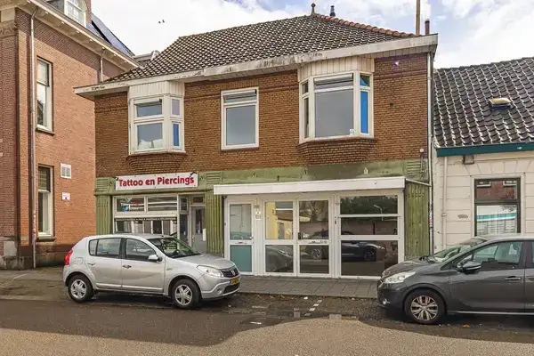 Tussenwoning te koop: Korvelseweg 150, Uitvindersbuurt Tilburg