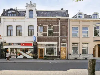 Terraced house for sale: Korvelseweg 34, Trouwlaan Tilburg