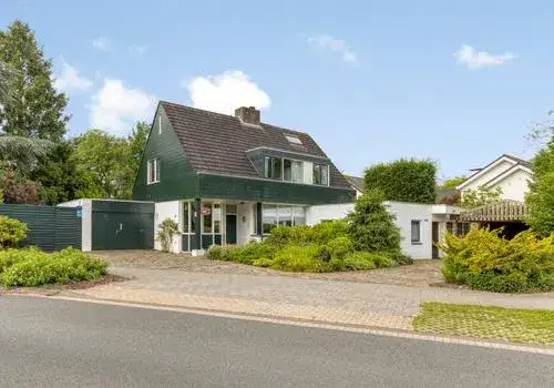 Detached house for sale: Kosmoslaan 21, Luytelaer Eindhoven