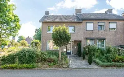 Twee-onder-één-kap te koop: Koster Jacobsstraat 23, Schimmert Schimmert