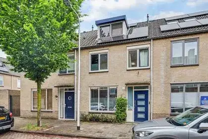 Terraced house for sale: Kotterstraat 2B, Hoogvenne West Tilburg