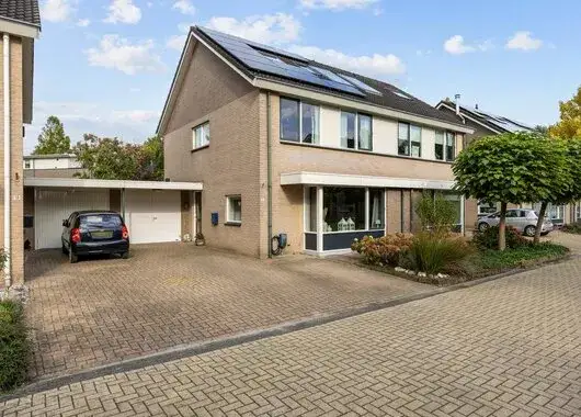 Terraced house for sale: Kraak 8, Zuidhorn Zuidhorn