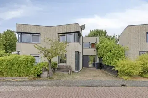 Semi-detached for sale: Krachtveld 54, De Velden Zuid Almere