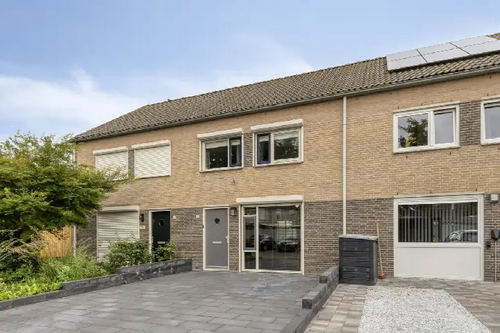 Terraced house for sale: Kralingenstraat 31, Campenhoef Midden Tilburg
