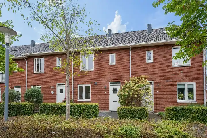 Tussenwoning te koop: Kranenburg 67, De Burgen Ede