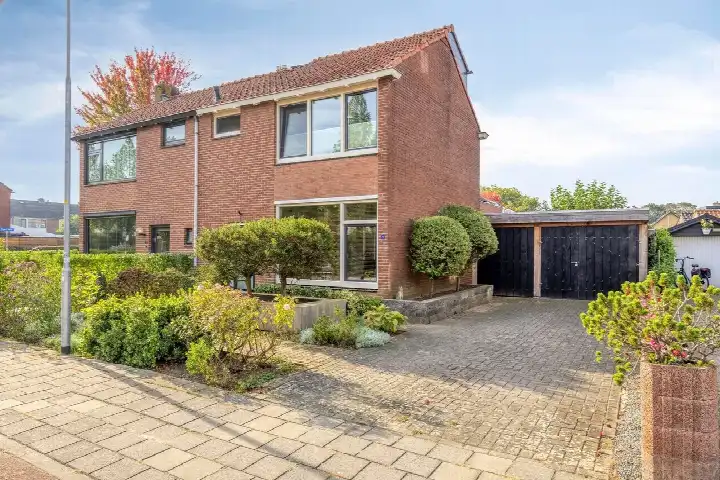 Semi-detached for sale: Kreytierstraat 34, Westervoort Westervoort