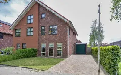Hoekwoning te koop: Krijn van den Helmstraat 59, Vrijheidswijk-West Leeuwarden