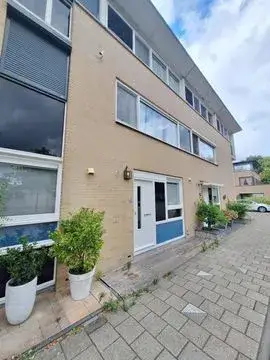 Tussenwoning te huur: Kristalweg 6, Hoornse Hof Delft