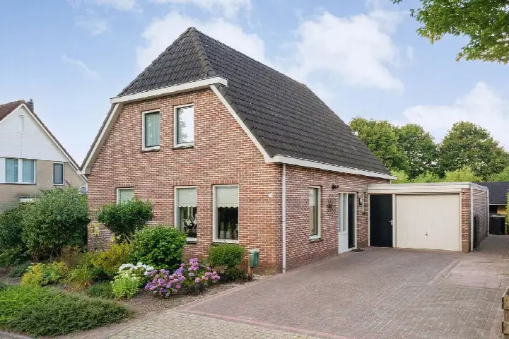 Detached house for sale: Kroezenmaat 3, Ruinen Ruinen