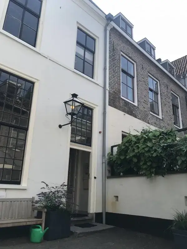 Woning te huur: Kromme Nieuwegracht, Domplein, Neude, Janskerkhof Utrecht