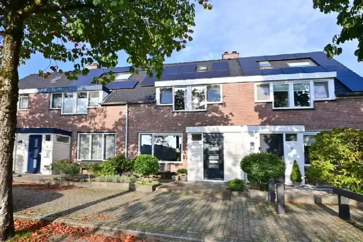 Tussenwoning te koop: Kruin 4, Bijvanck Noord Huizen