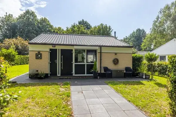 Vrijstaande woning te koop: Kruinweg 1B051, Verspreide huizen Simpelveld