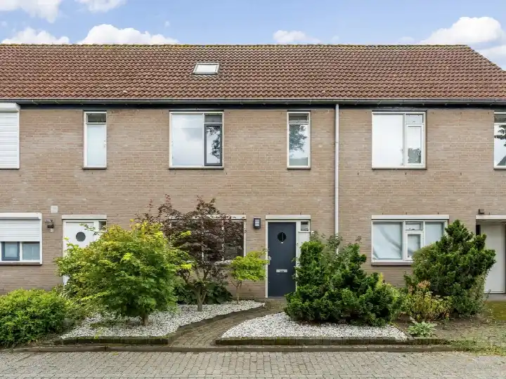 Terraced house for sale: Kruisherenborch 21, De Overlaet west Rosmalen