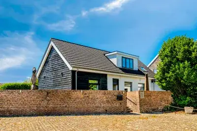 Semi-detached for sale: Kruispolderkaai 1, Buitengebied Kloosterzande Kloosterzande
