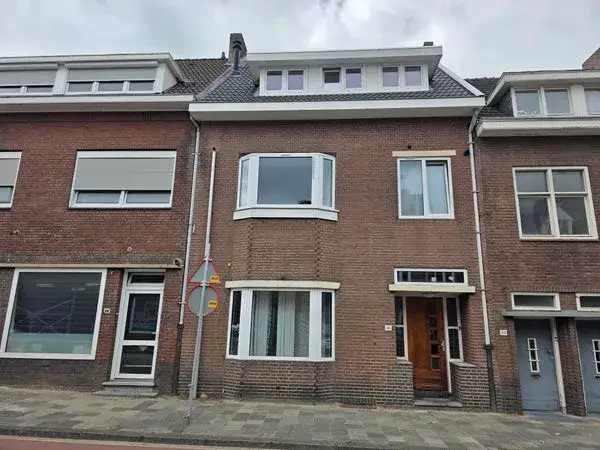 Kamer te huur: Kruisstraat 46-02, Lindeveld Heerlen