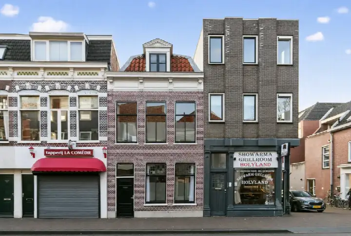 Terraced house for sale: Kruisweg 58, Stationsbuurt Haarlem