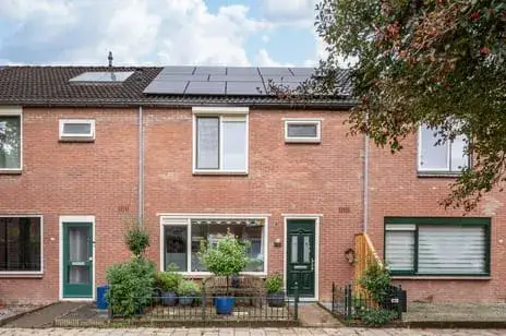 Tussenwoning te koop: Kruizemuntstraat 683, De Mheen Apeldoorn