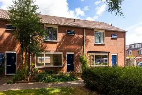 Terraced house for sale: Kruizemuntstraat 909, De Mheen Apeldoorn