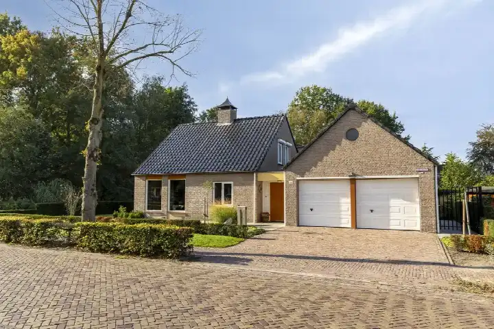 Vrijstaande woning te koop: Kuikseindseweg 14A, Middelbeers Oost West En Middelbeers