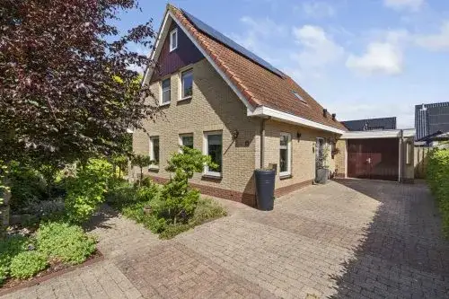 Vrijstaande woning te koop: Kuileweid 34, Tuitjenhorn-Centrum en Kerkbuurt Tuitjenhorn