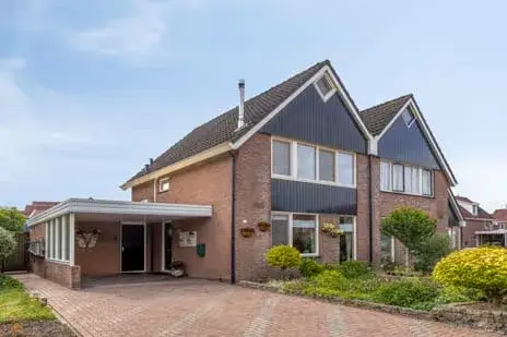Twee-onder-één-kap te koop: Kuiperijstraat 1, Rossum kern Rossum (Ov)