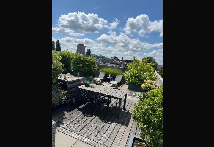 Apartment for sale: Kuipersstraat 149A19, Van der Helstpleinbuurt Amsterdam