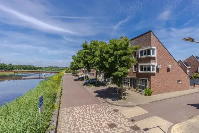 Hoekwoning te koop: Kustvaart 63, Schuytgraaf-Noord Arnhem