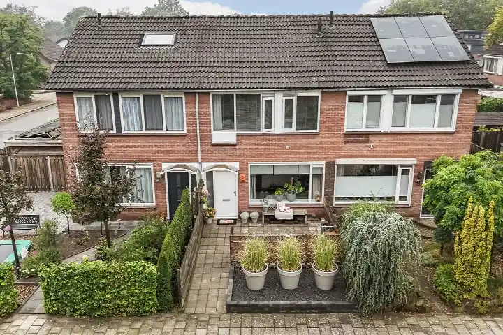 Terraced house for sale: Kuyperstraat 3, Noord-West Groenlo