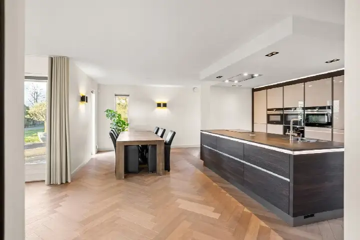 Detached house for sale: Kweekgrasstraat 32, Bedrijventerrein Frezersplaats Almere