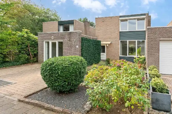 Tussenwoning te koop: La Fontainestraat 29, Vossener-Zuid Venlo