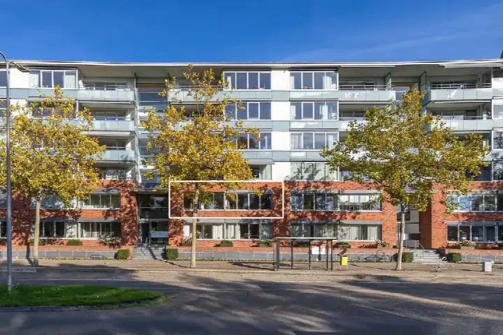 Appartement te koop: Laan der Continenten 32, Bospark Alphen Aan Den Rijn