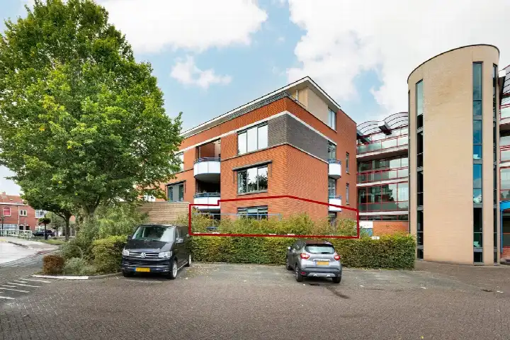 Appartement te koop: Laan der Verenigde Naties 2, Waardeiland Leiden