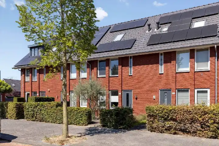 Terraced house for sale: Laan van Dada 104, Nesselande Rotterdam