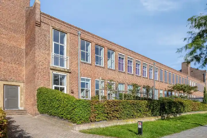 Apartment for sale: Laan van Henegouwen 42, Vrouwenhof Roosendaal