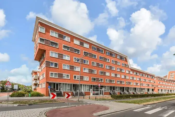Apartment for sale: Laan van Leidschenveen 259, De Lanen 'S-Gravenhage