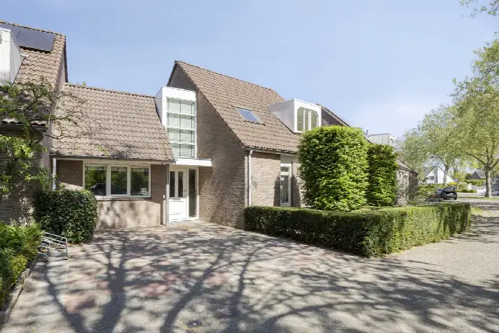 Tussenwoning te koop: Laan van Nuenhem 3, Nuenen-Oost Nuenen