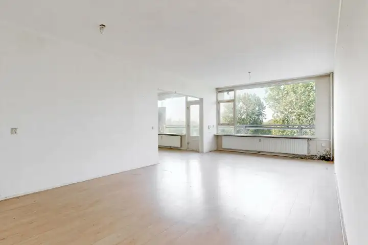 Apartment for sale: Laan van Parijs 186, Stedenbuurt-west Haarlem