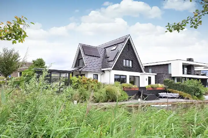 Detached house for sale: Laantje van Bruijn 31, Blaricummermeent Blaricum