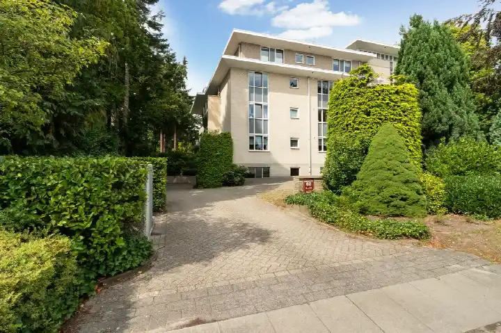 Apartment for sale: Laapersveld 62-8, Schilderskwartier Hilversum