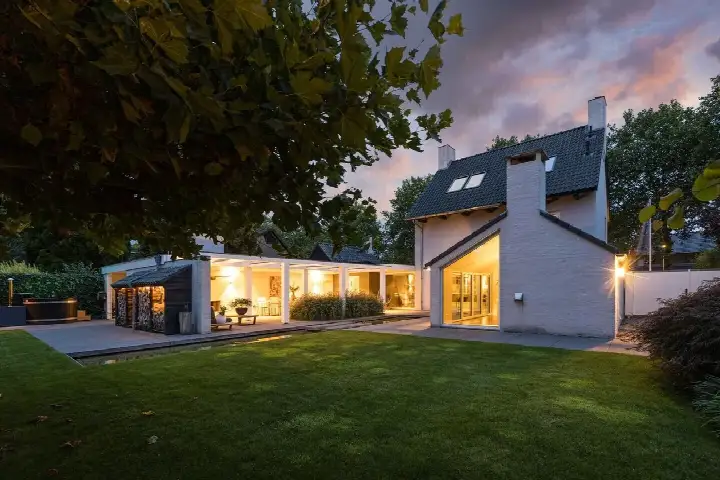 Detached house for sale: Lage Driesstraat 24, Helvoirt Helvoirt